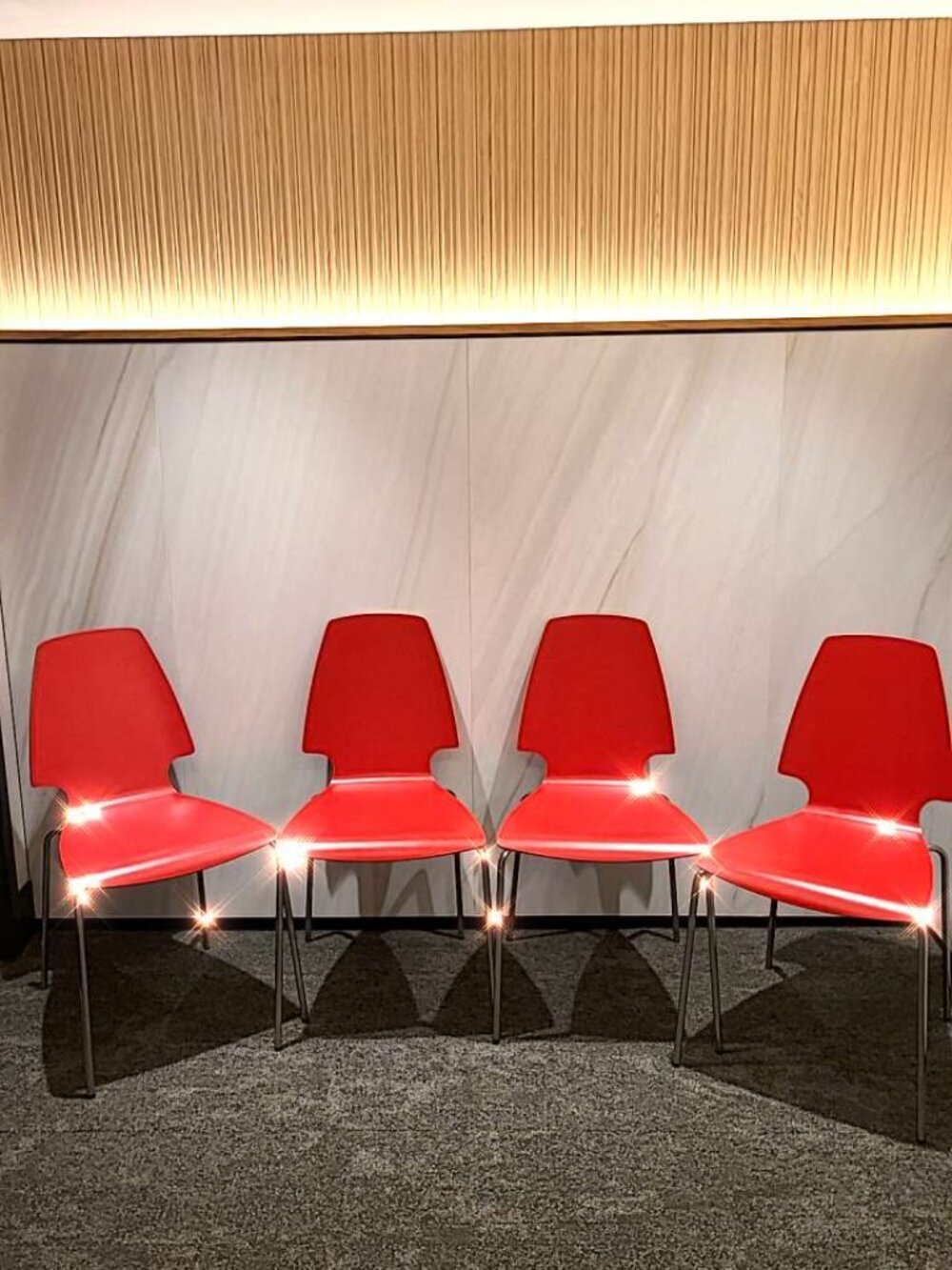 4 Red Chairs - Picture 5 of 13